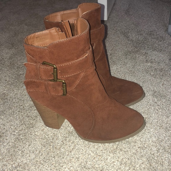 Shoes - Booties Size Women’s 7